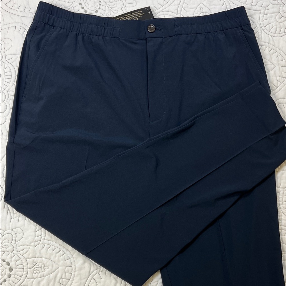 Banana Republic Navy Airstretch Tapered Pant - Women’s Joggers - Large NWT